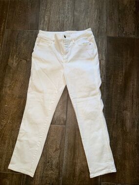 White House Black Market white Skinny ankle Jeans